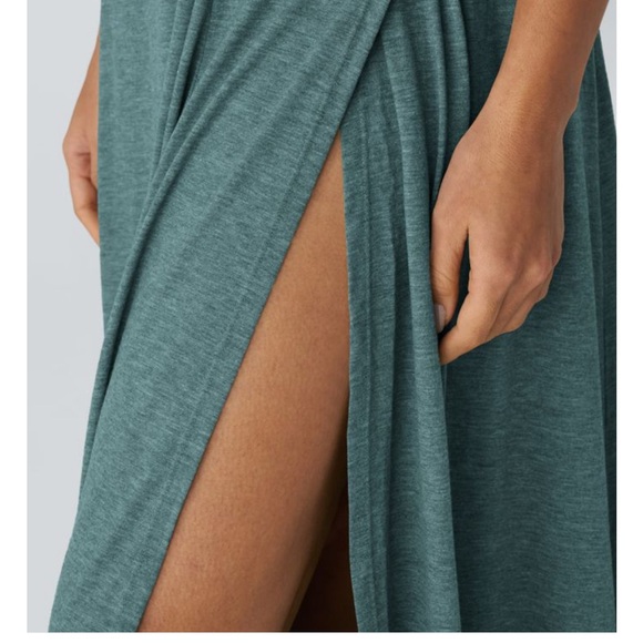 HALARA Teal Sleeveless Maxi Dress - Picture 2 of 4